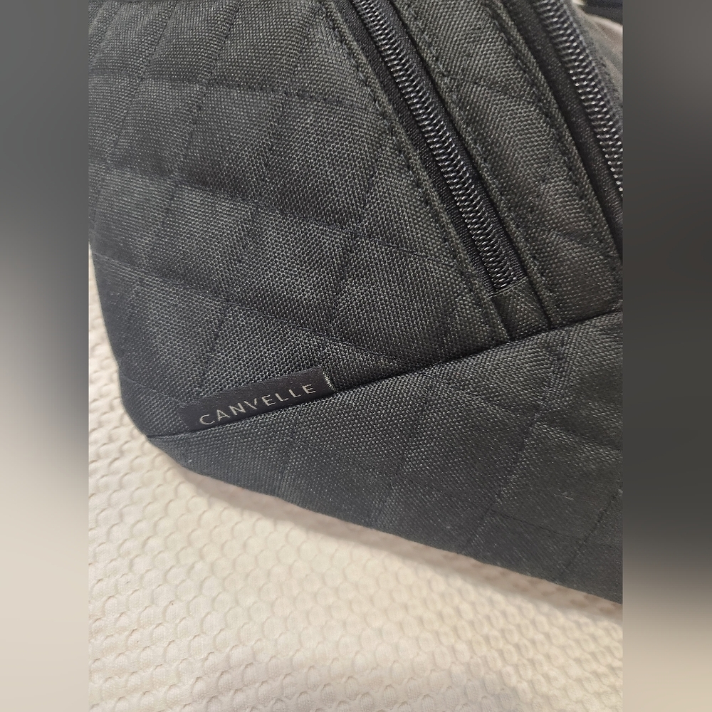 Canvelle Oversized Black Quilted Fanny Pack Crossbody Bag - Picture 4 of 8